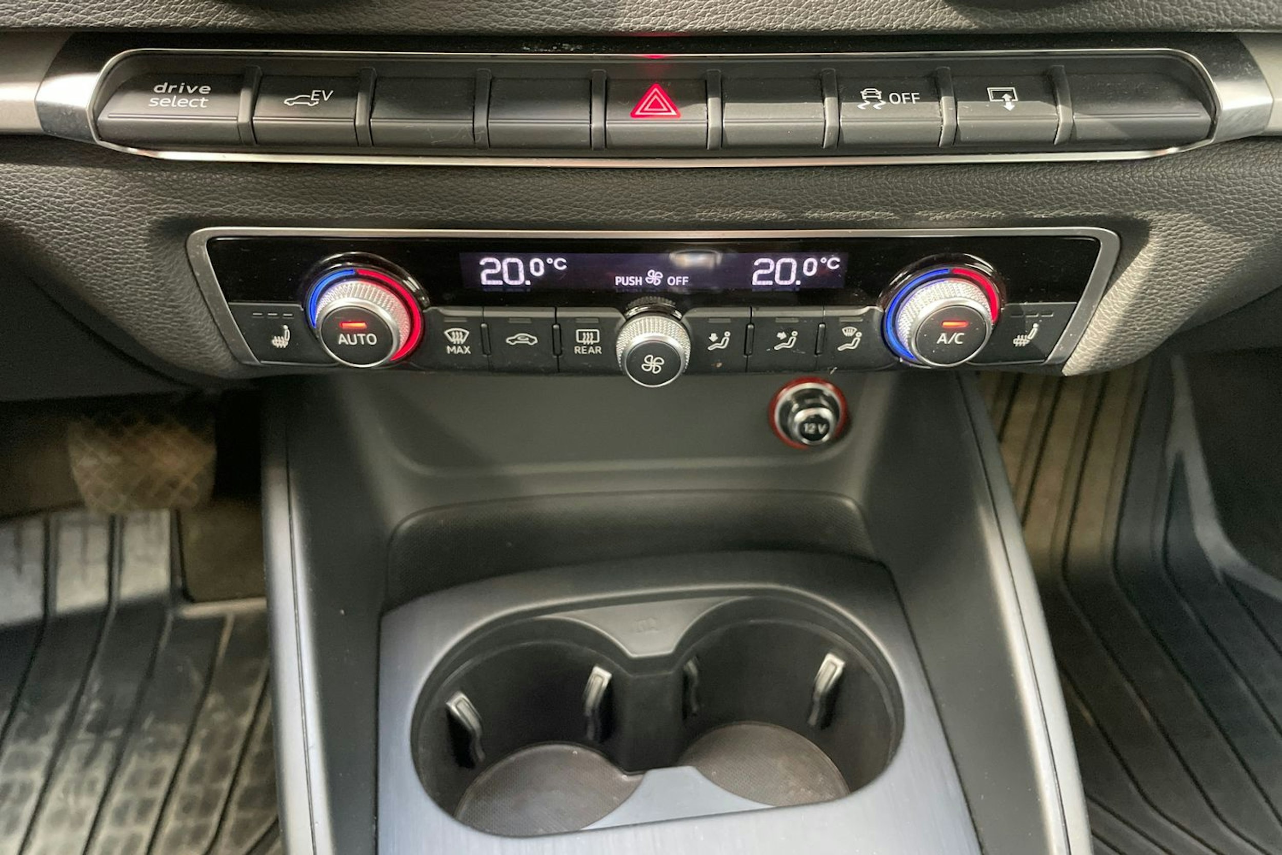 musta Audi A3 2015 kuva 26.