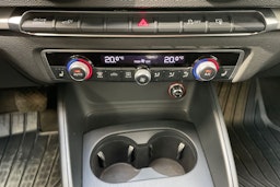 musta Audi A3 2015 kuva 26.