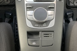 musta Audi A3 2015 kuva 28.