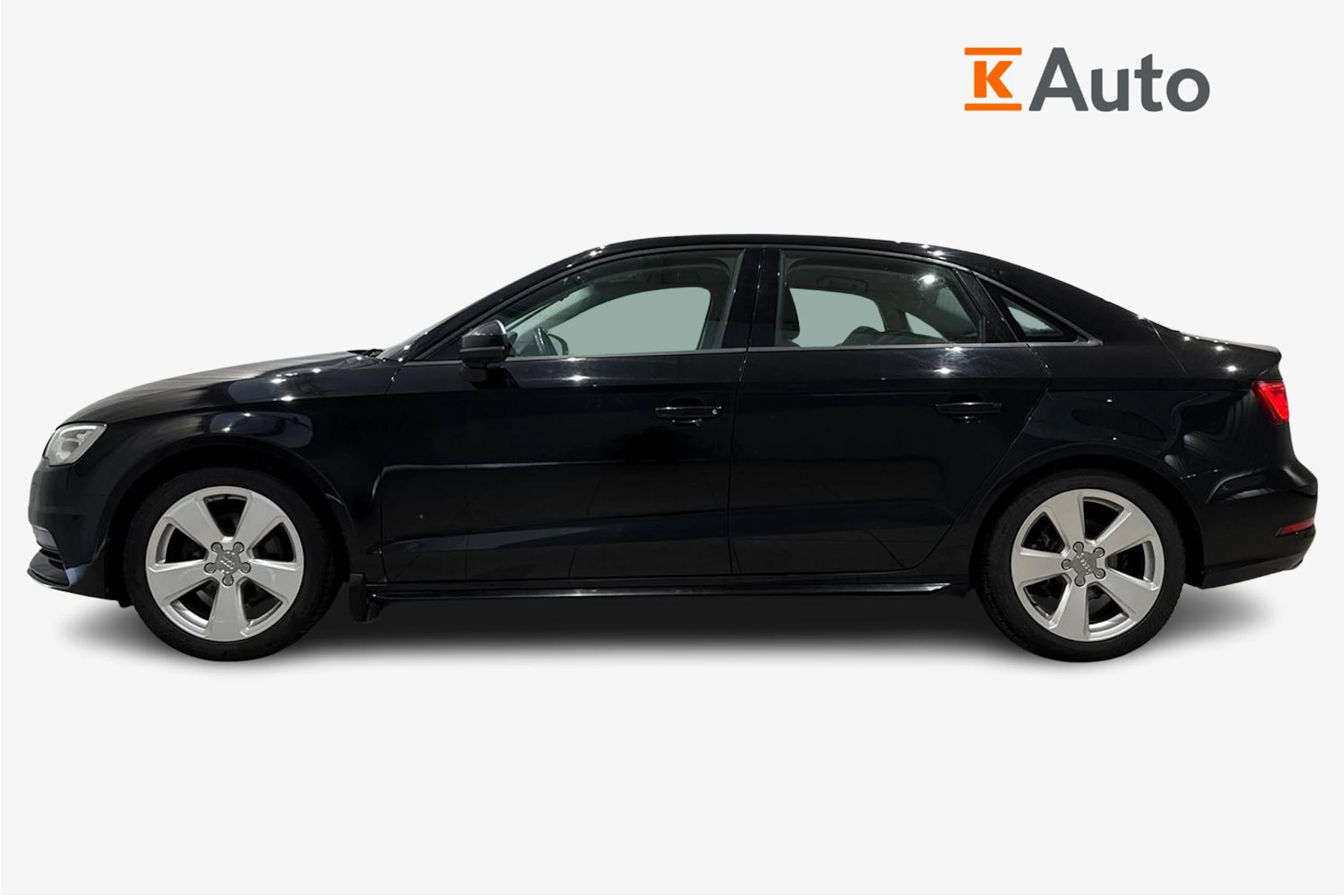 musta Audi A3 2015 kuva 5.