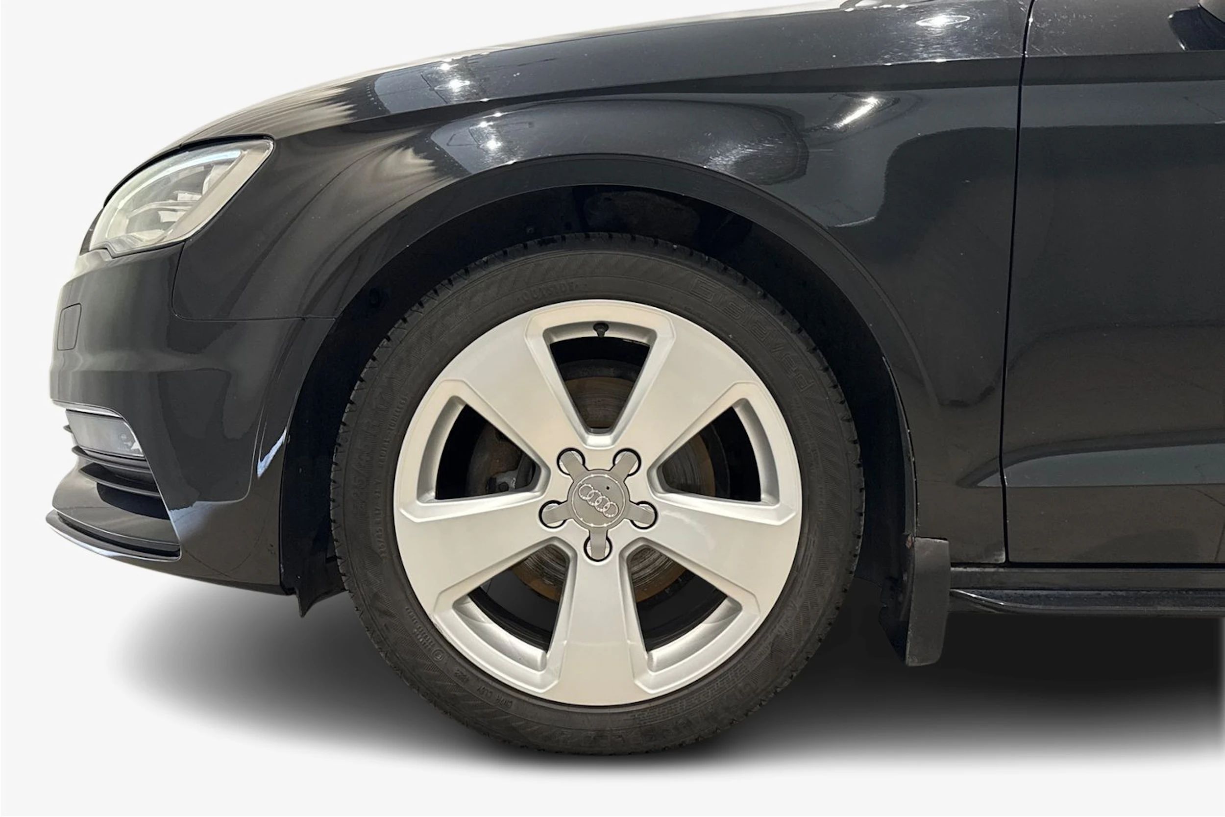 musta Audi A3 2015 kuva 9.