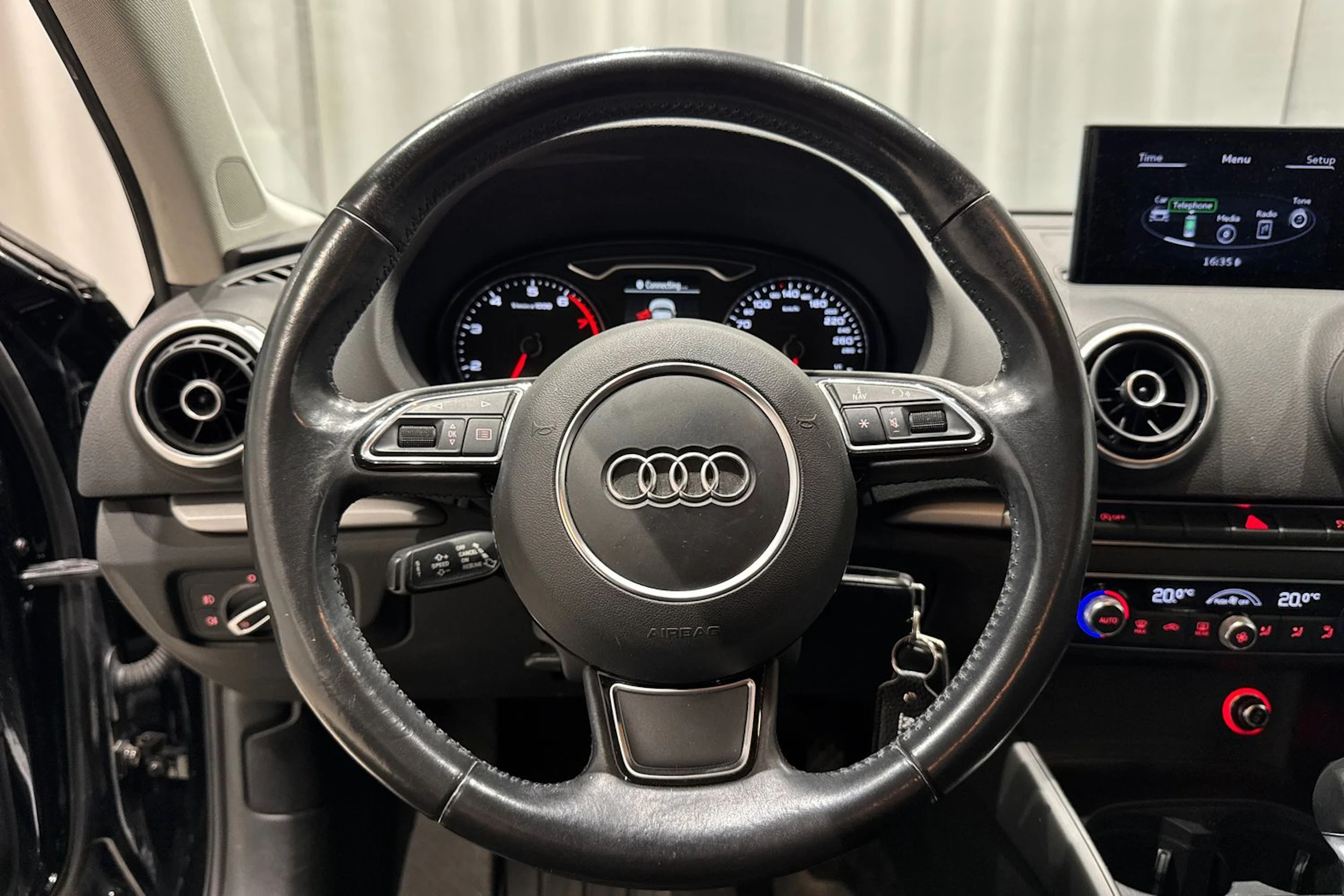 musta Audi A3 2015 kuva 14.