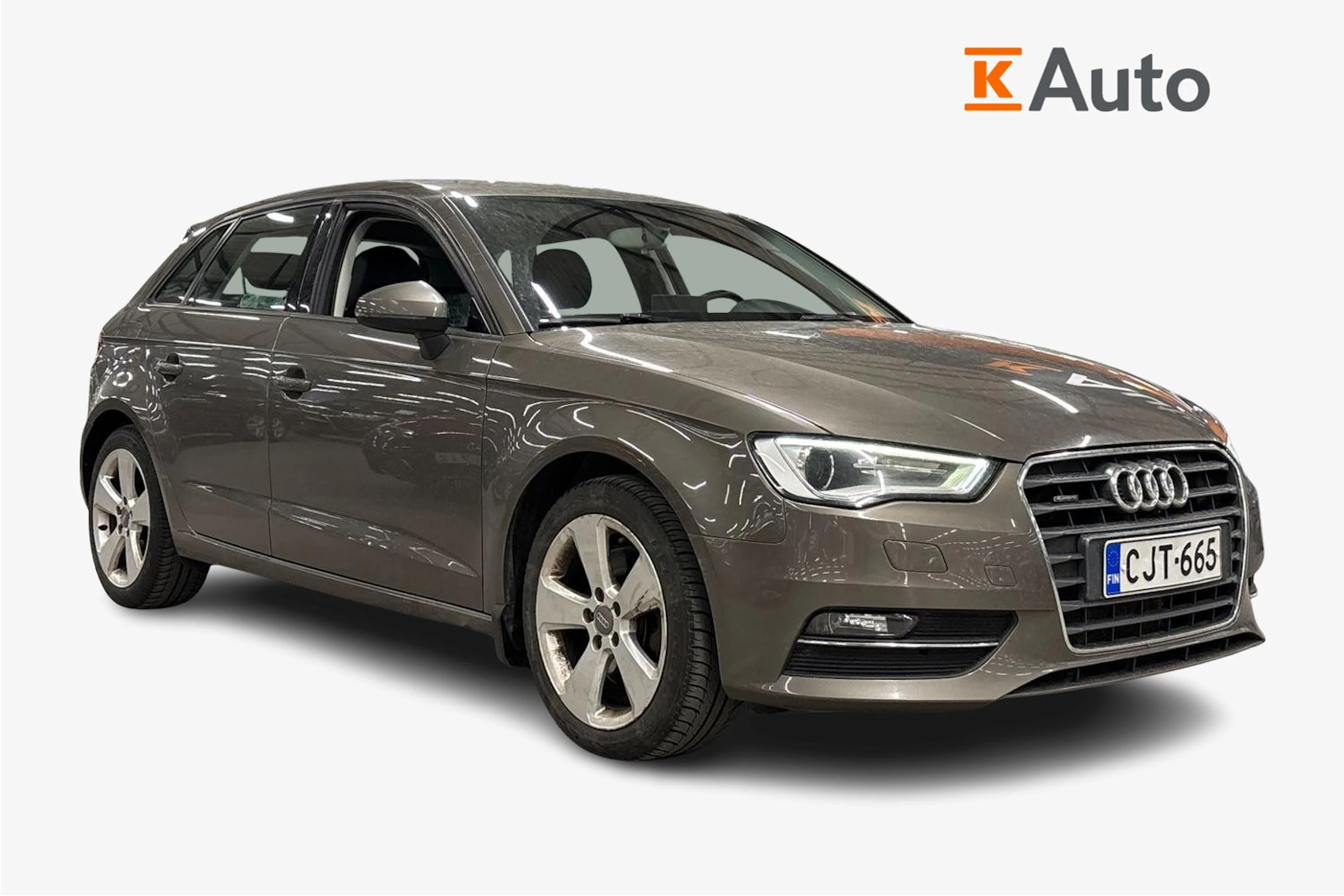 harmaa Audi A3 2015 kuva 1.