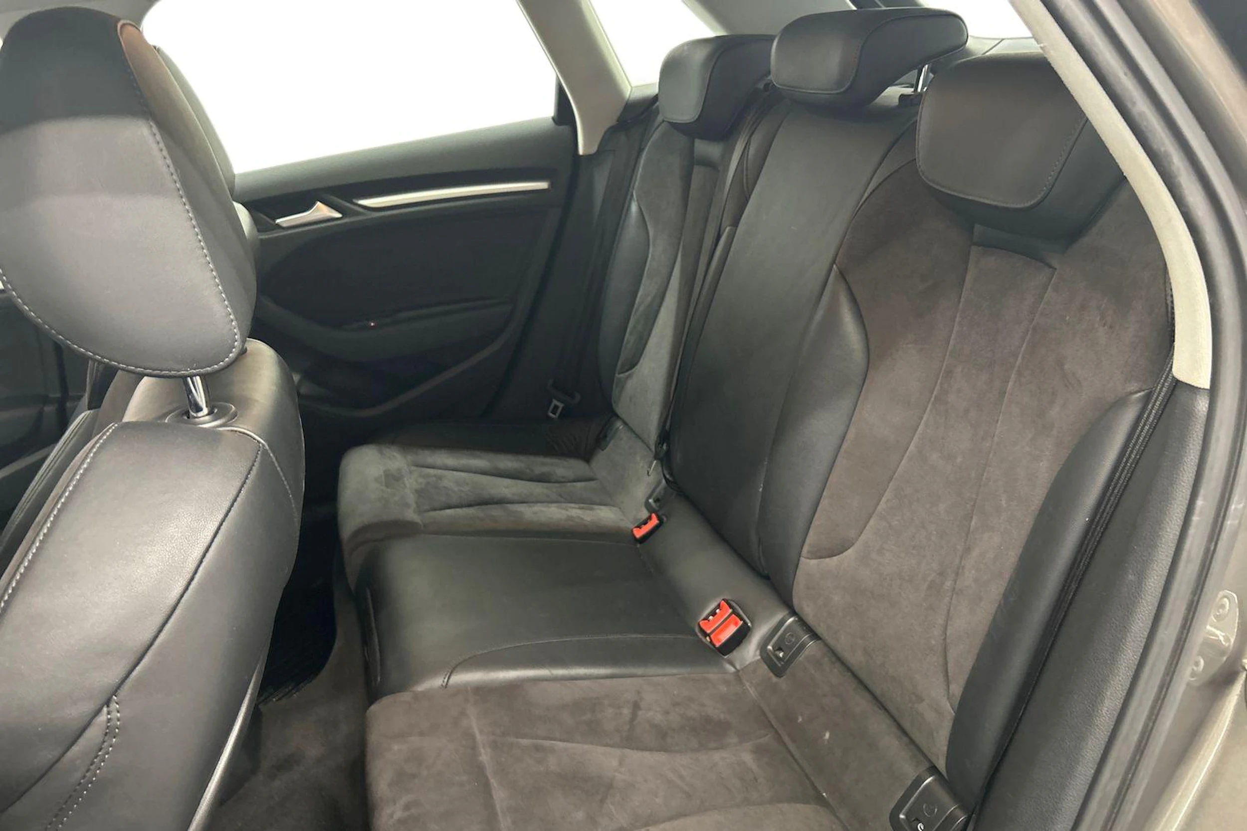 harmaa Audi A3 2015 kuva 11.