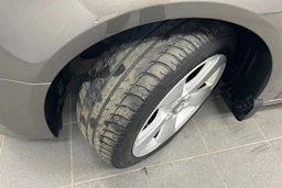 harmaa Audi A3 2015 kuva 13.