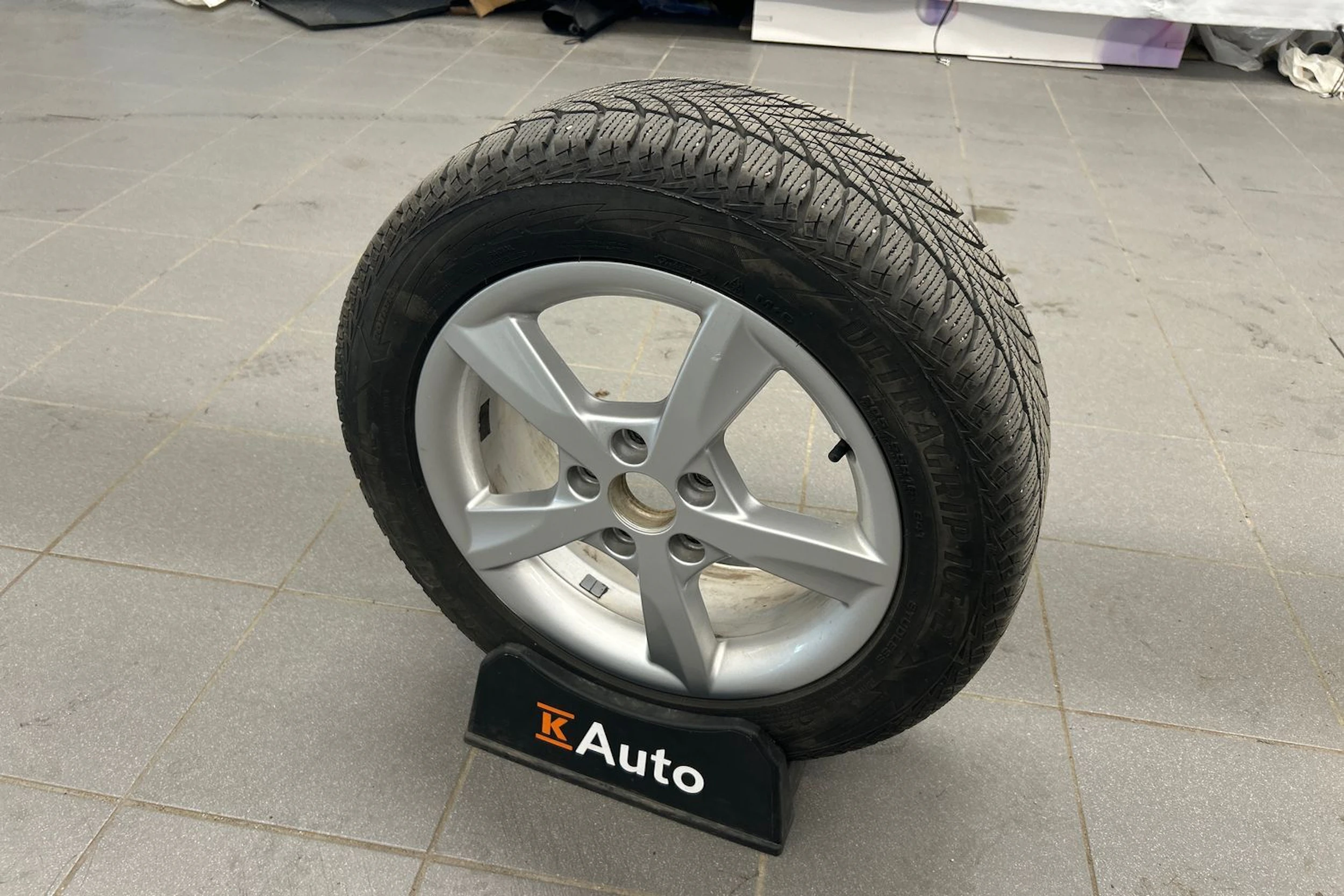 harmaa Audi A3 2015 kuva 18.