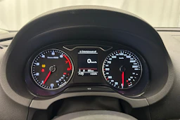 harmaa Audi A3 2015 kuva 20.