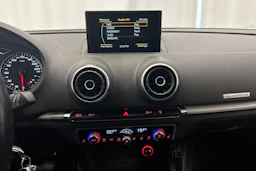 harmaa Audi A3 2015 kuva 24.