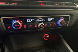harmaa Audi A3 2015 kuva 26.