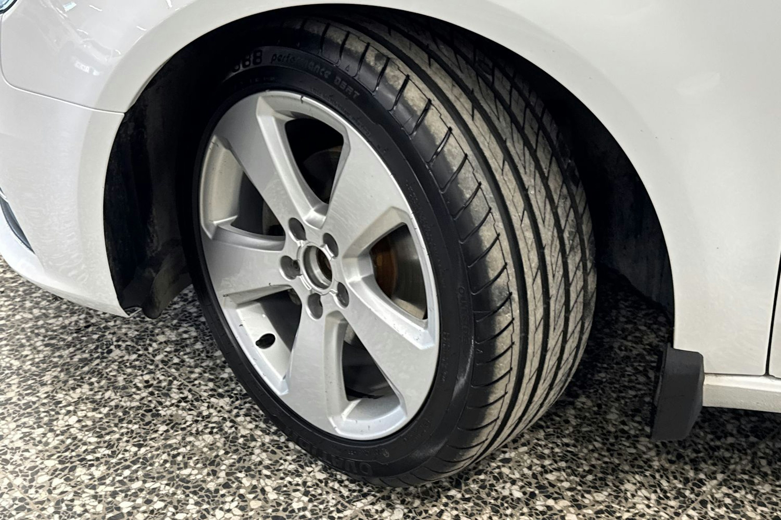 valkoinen Audi A3 2015 kuva 13.