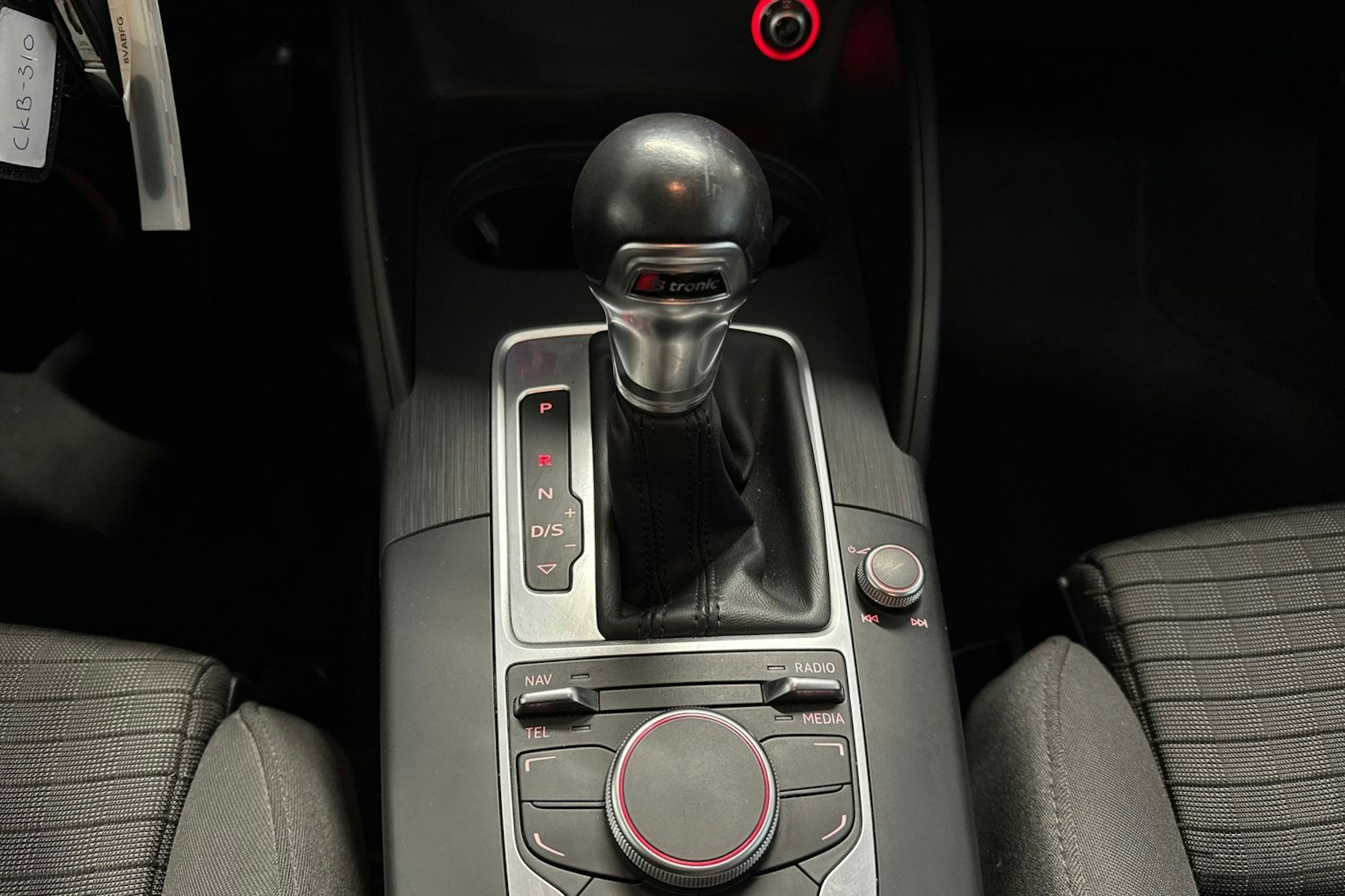 valkoinen Audi A3 2015 kuva 17.