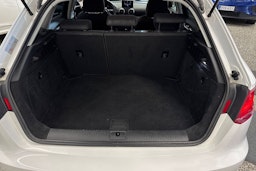 valkoinen Audi A3 2015 kuva 18.