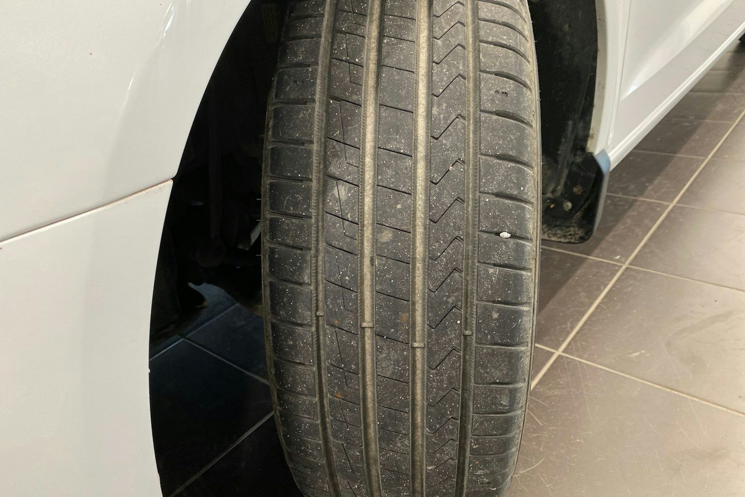valkoinen Audi A3 2016 kuva 15.