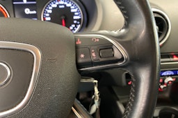 valkoinen Audi A3 2016 kuva 17.