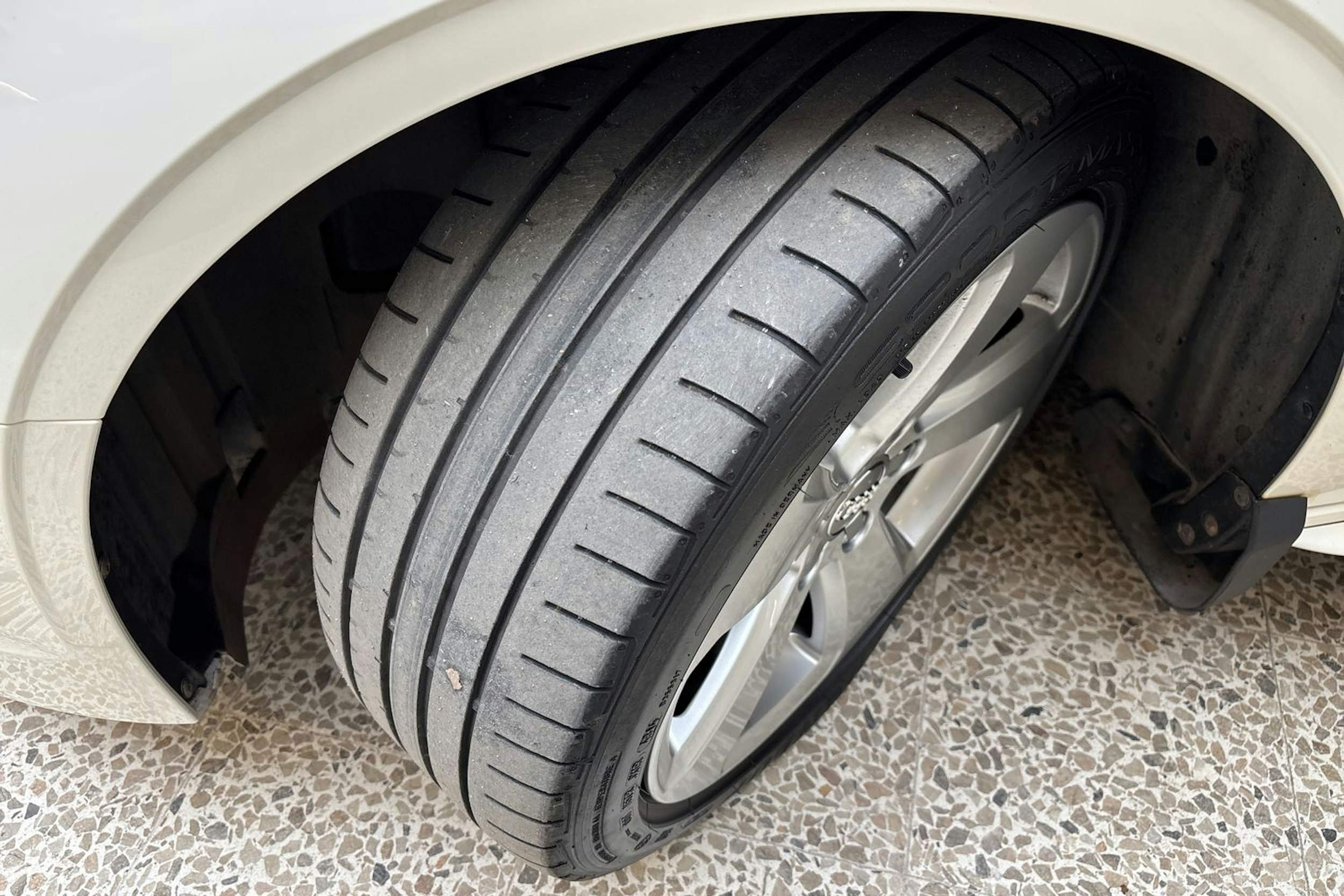 valkoinen Audi A3 2015 kuva 10.