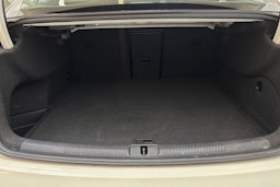 valkoinen Audi A3 2015 kuva 11.