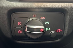 valkoinen Audi A3 2015 kuva 13.