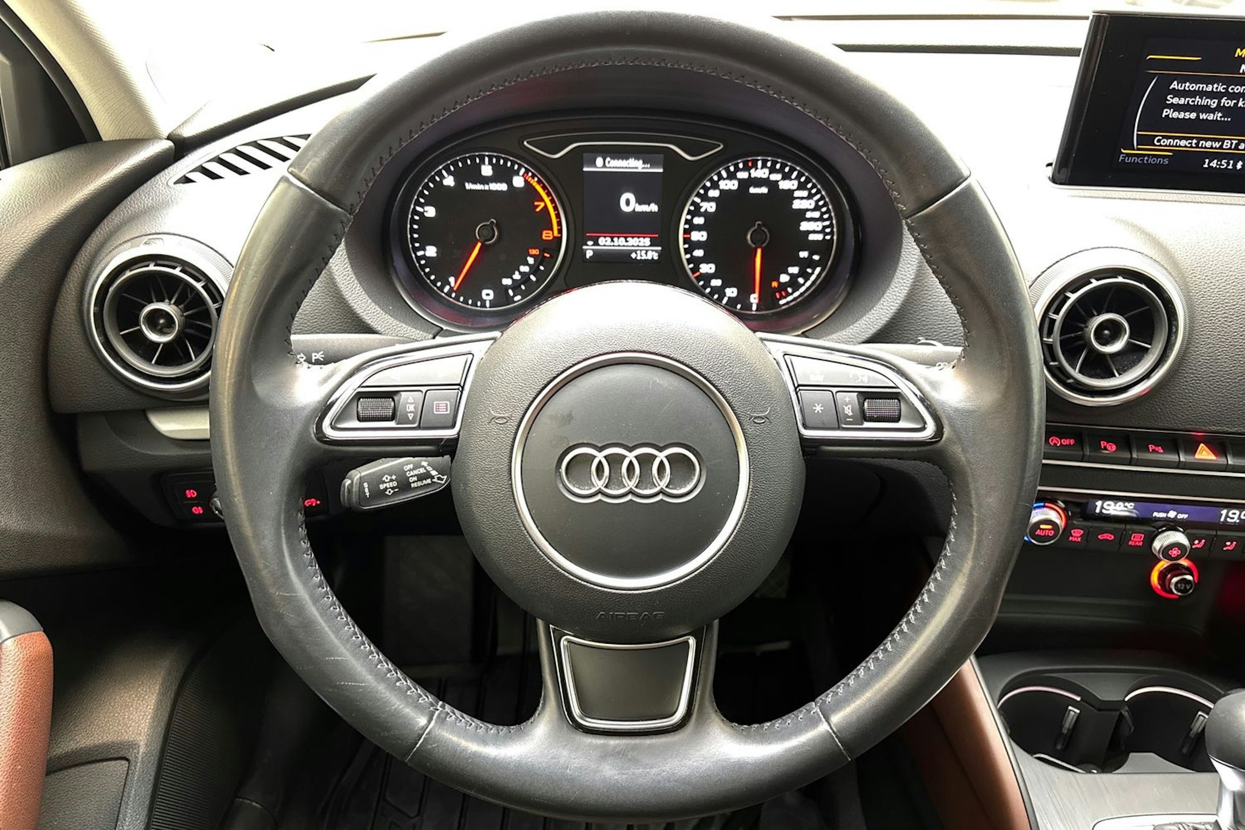 valkoinen Audi A3 2015 kuva 14.