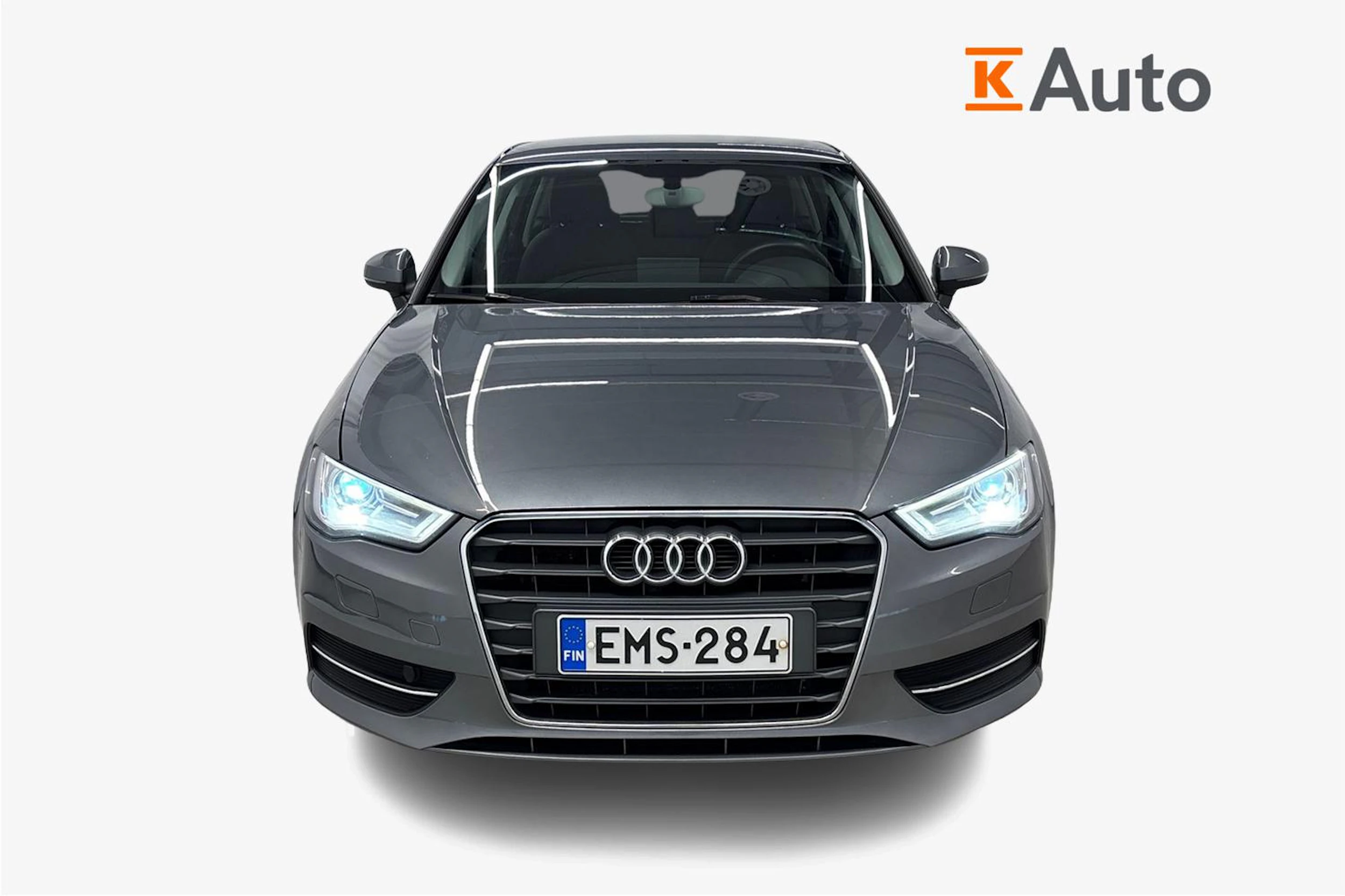 harmaa Audi A3 2015 kuva 4.