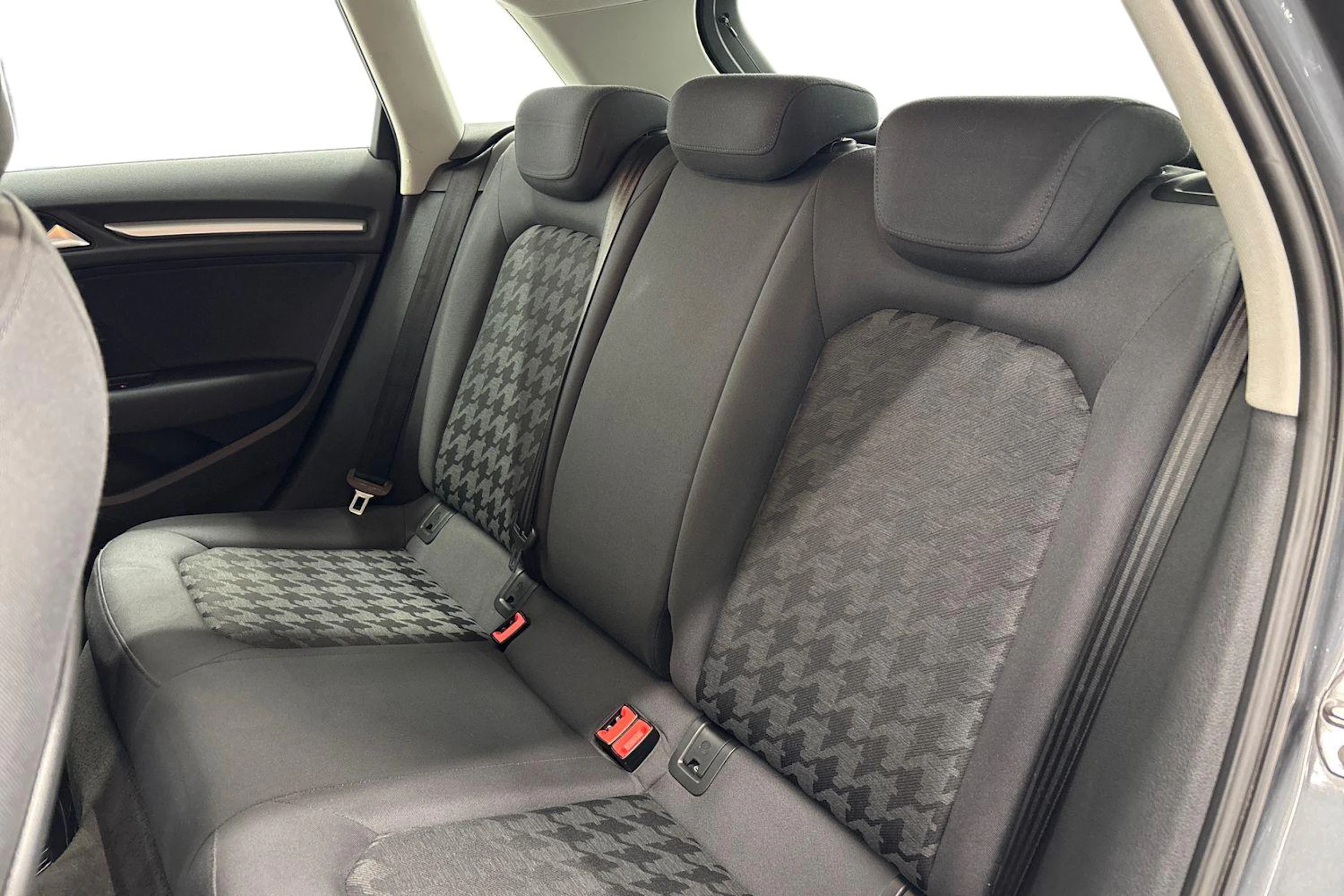 harmaa Audi A3 2015 kuva 8.