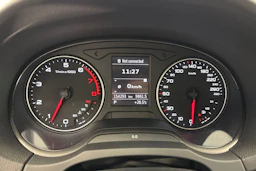 harmaa Audi A3 2015 kuva 14.