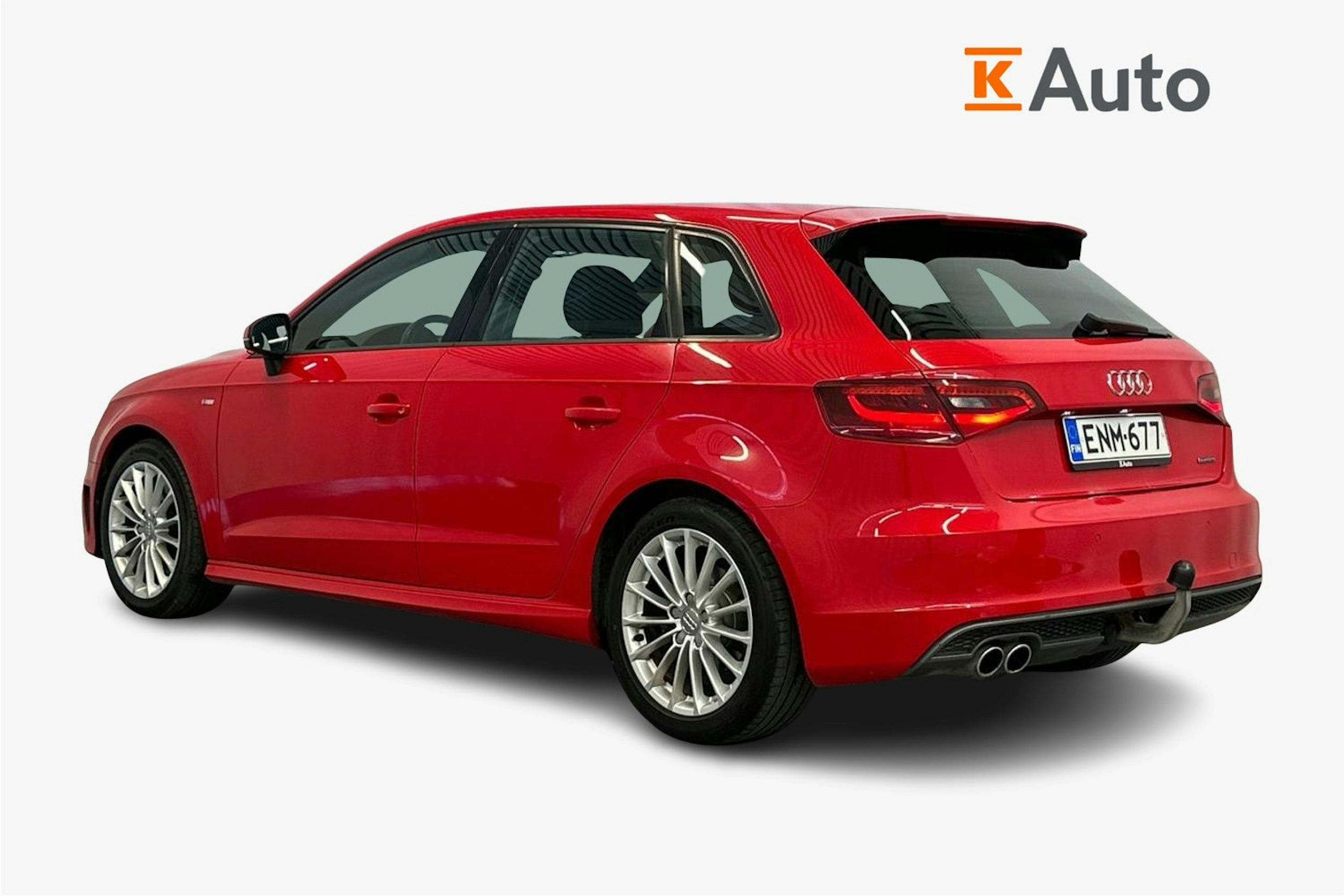 punainen Audi A3 2015 kuva 2.