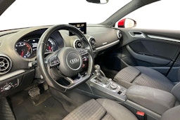 punainen Audi A3 2015 kuva 6.