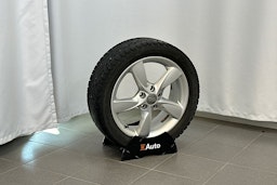 punainen Audi A3 2015 kuva 11.