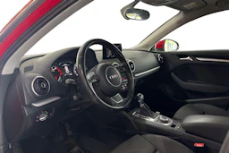 Punainen Audi A3 2015 kuva 3.