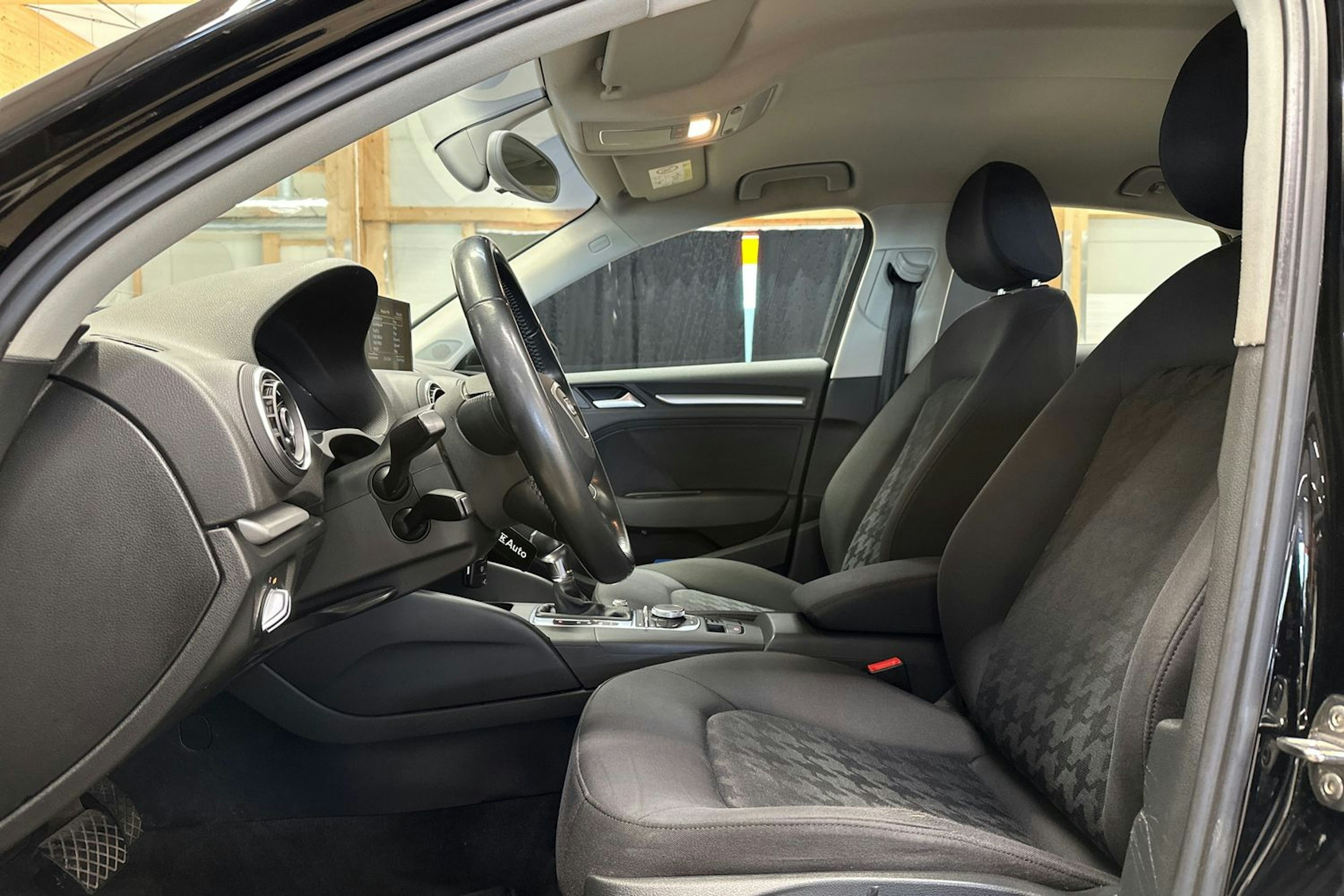 musta Audi A3 2015 kuva 17.
