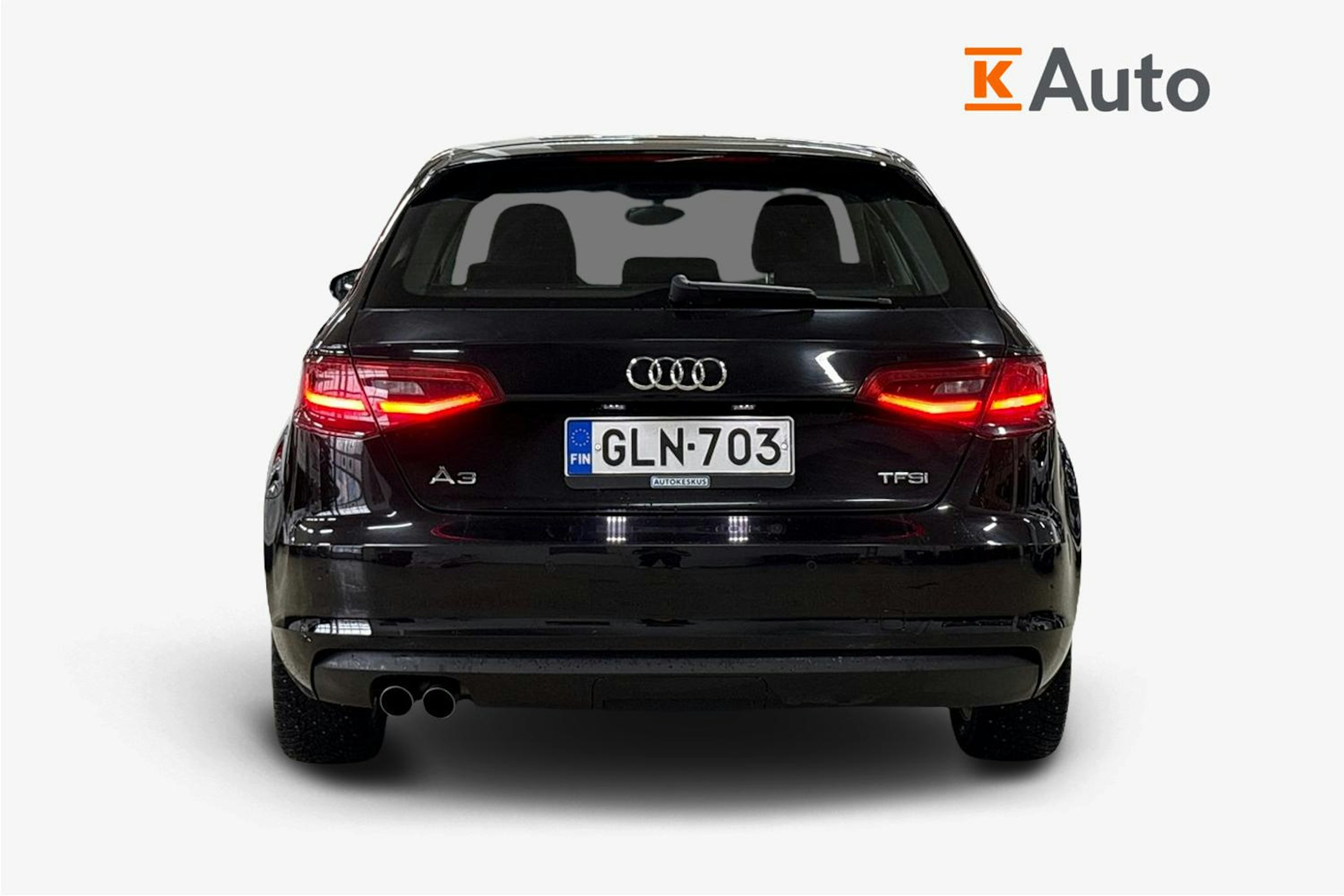 Musta Audi A3 2015 kuva 3.