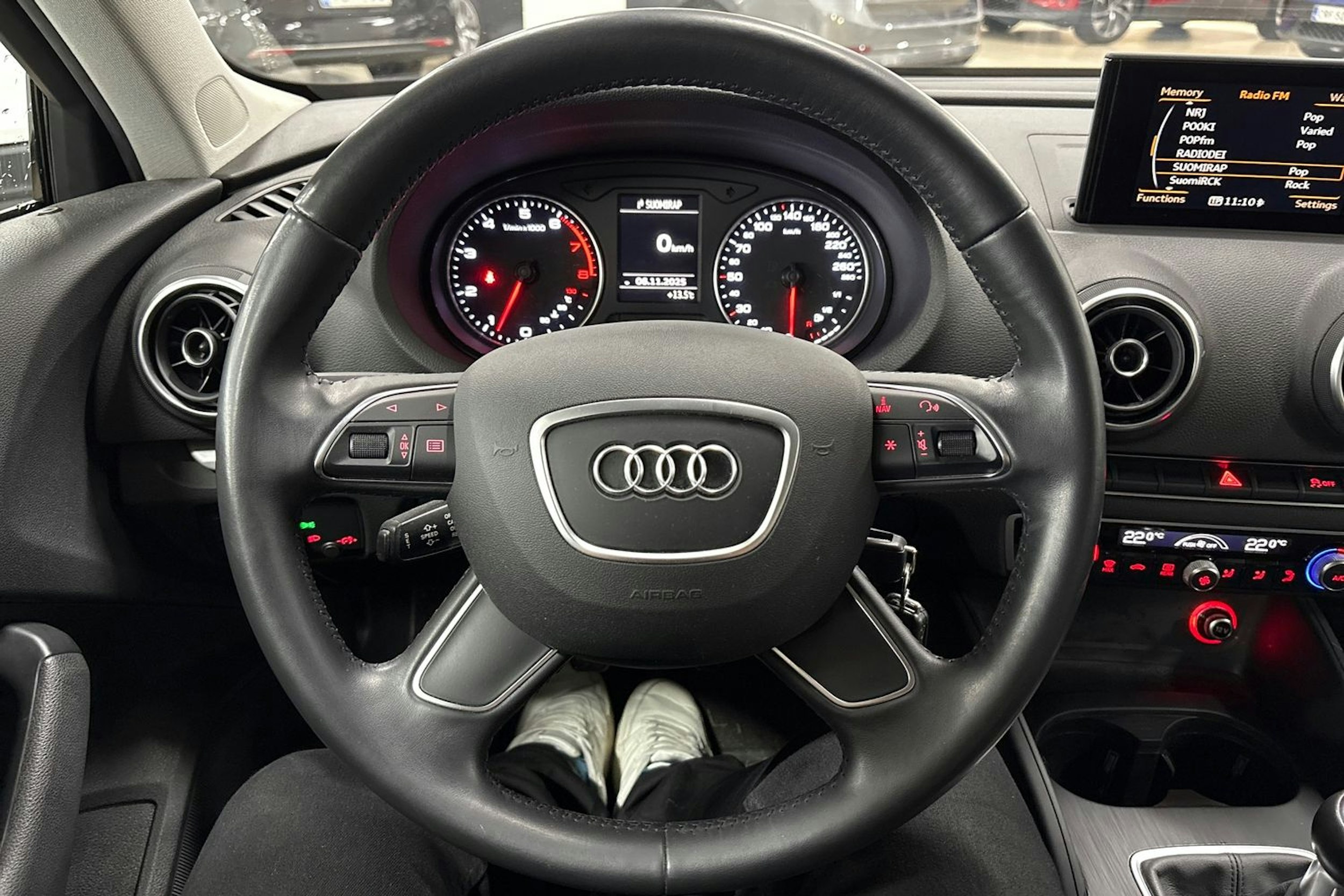 Musta Audi A3 2015 kuva 15.