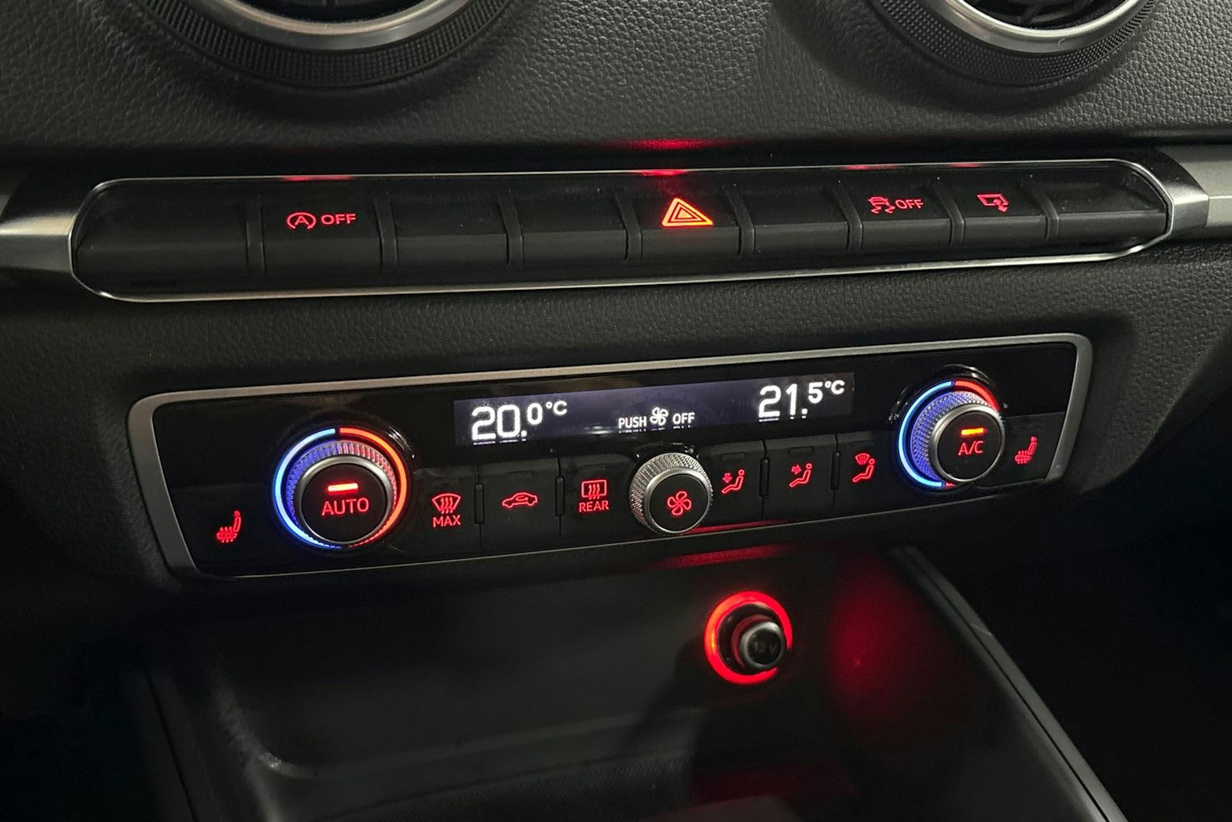 Musta Audi A3 2015 kuva 22.