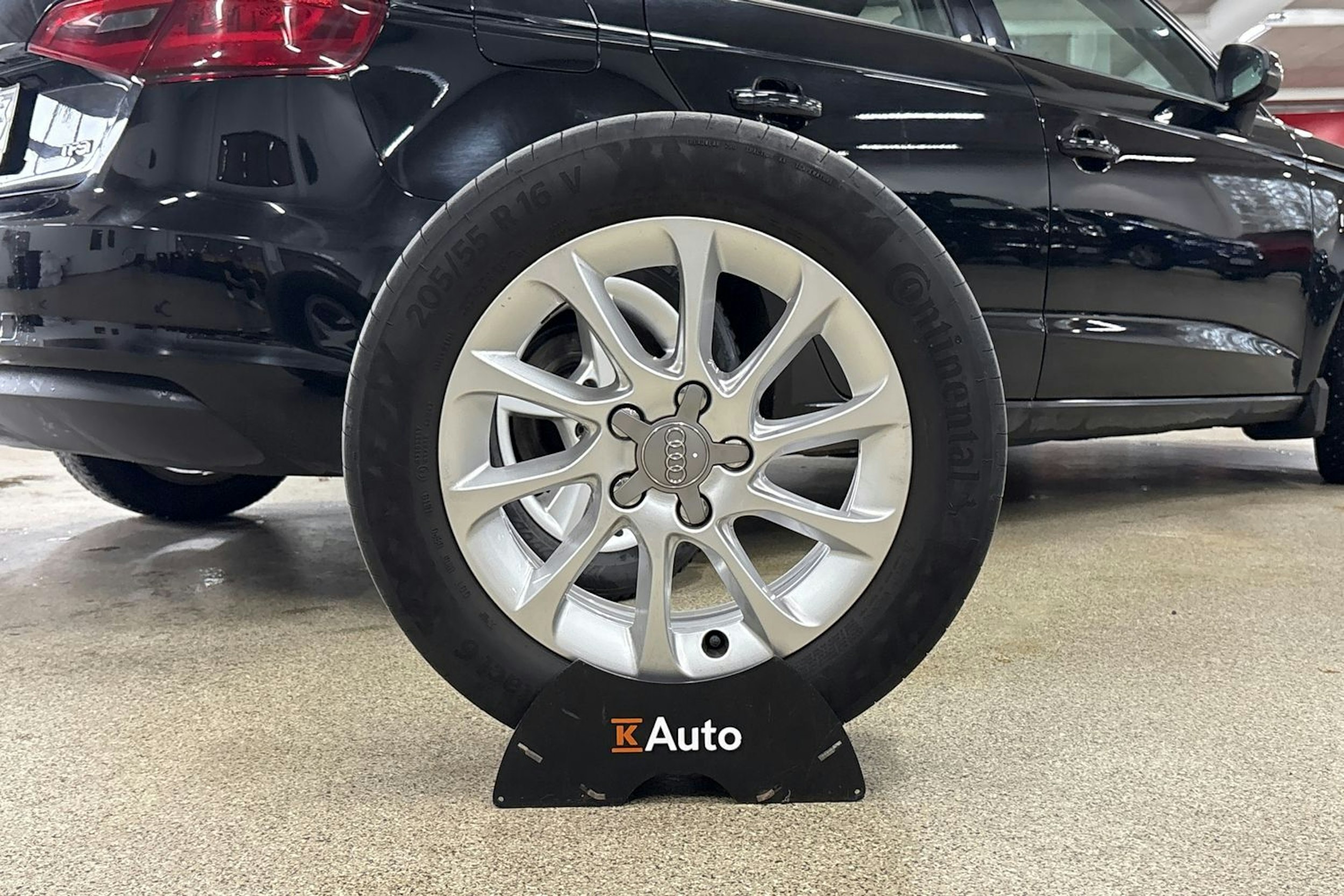 Musta Audi A3 2015 kuva 28.