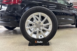 Musta Audi A3 2015 kuva 28.