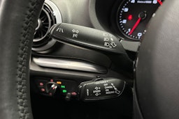 punainen Audi A3 2015 kuva 24.