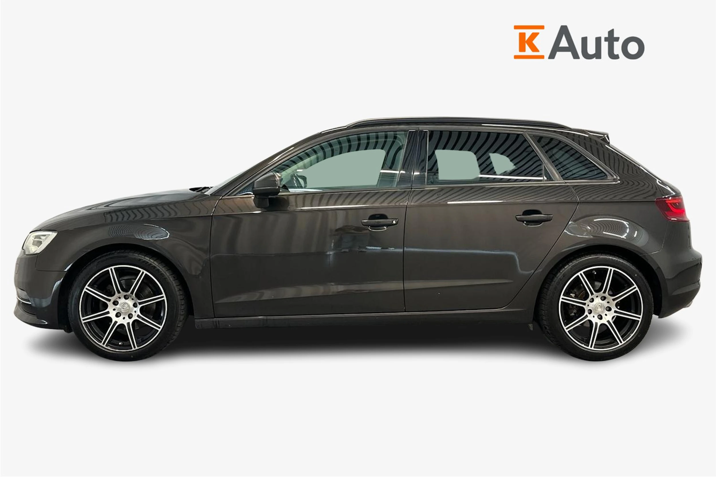musta Audi A3 2015 kuva 5.