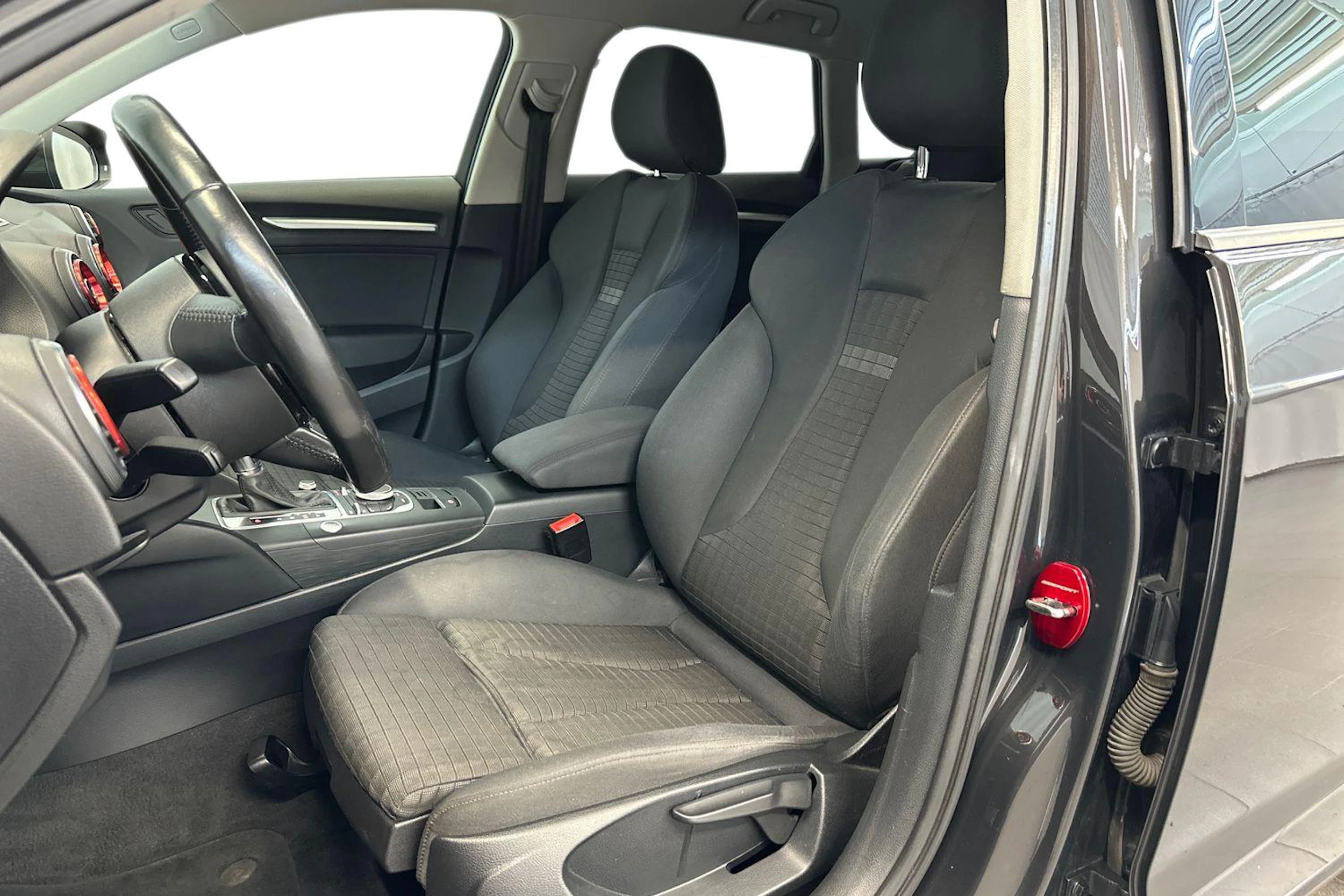 musta Audi A3 2015 kuva 7.