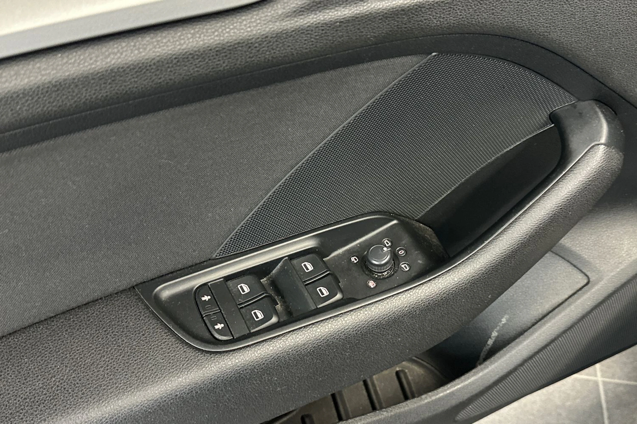 musta Audi A3 2015 kuva 14.
