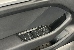 musta Audi A3 2015 kuva 14.