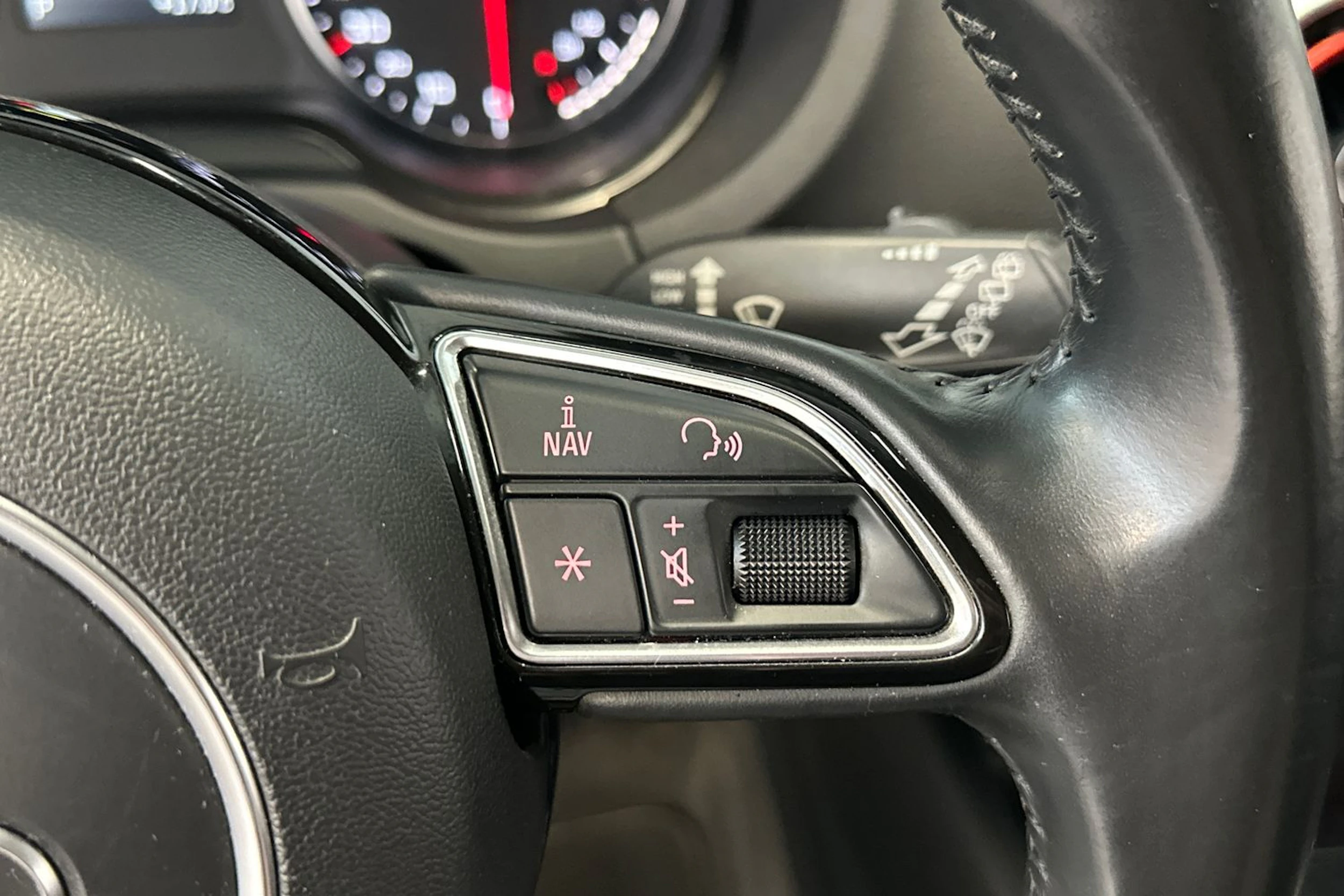 musta Audi A3 2015 kuva 17.