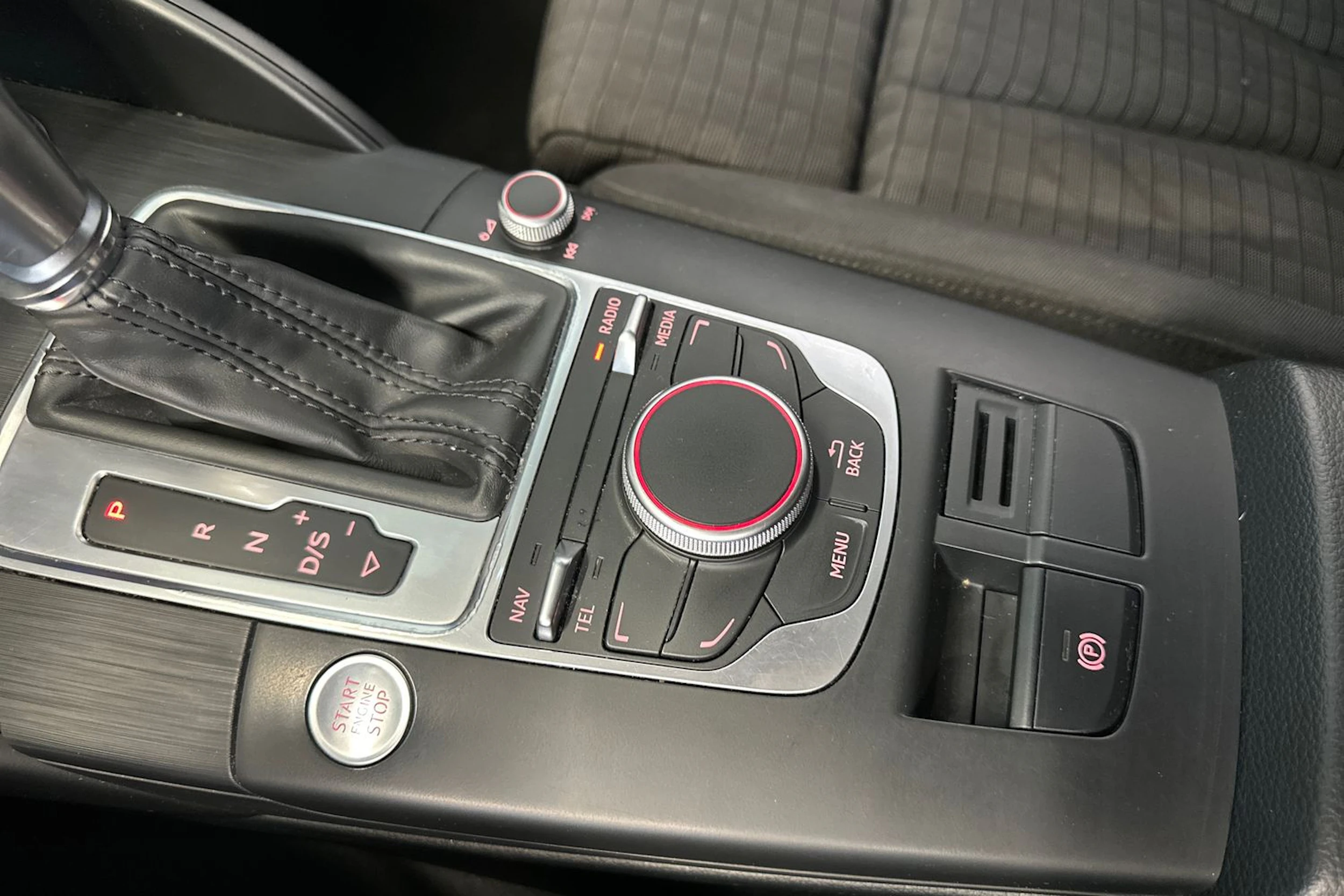 musta Audi A3 2015 kuva 20.