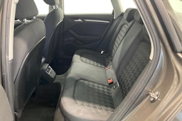 harmaa Audi A3 2015 kuva 13.