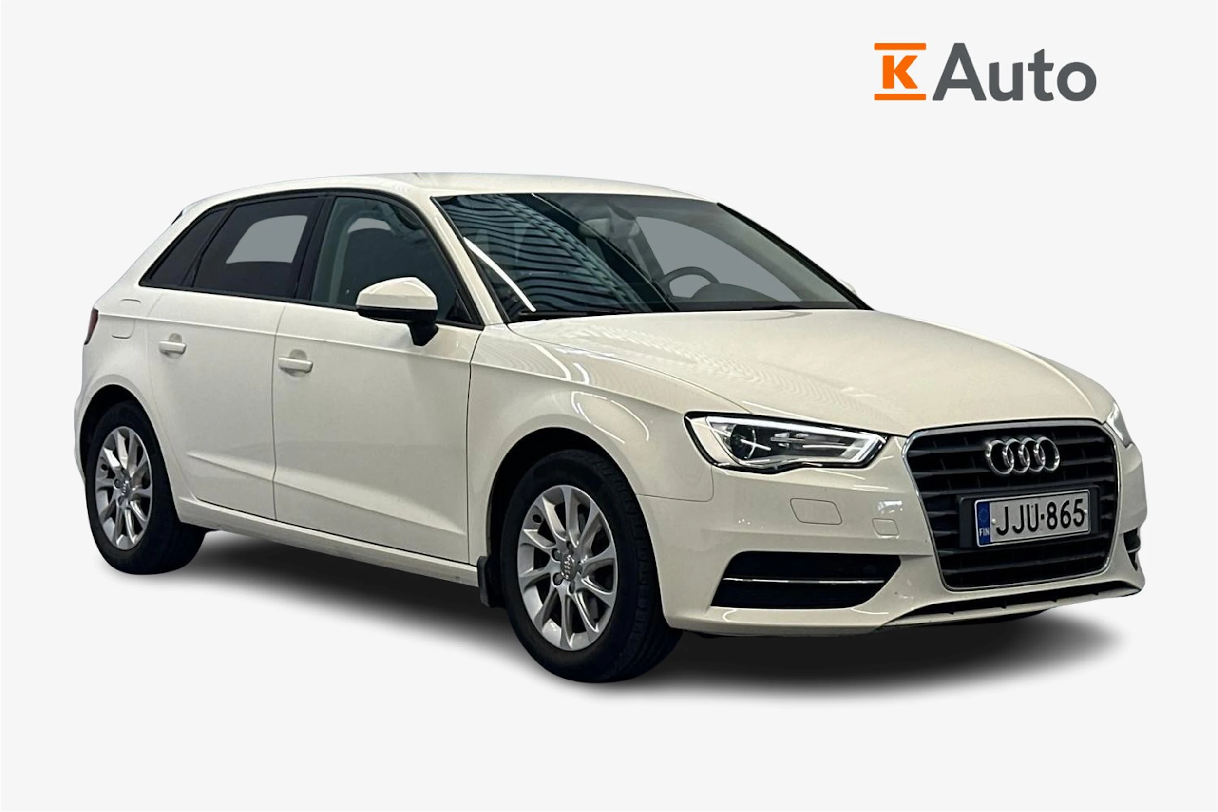 valkoinen Audi A3 2015 kuva 1.