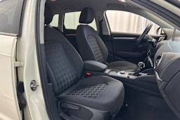 valkoinen Audi A3 2015 kuva 11.