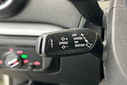 valkoinen Audi A3 2015 kuva 16.