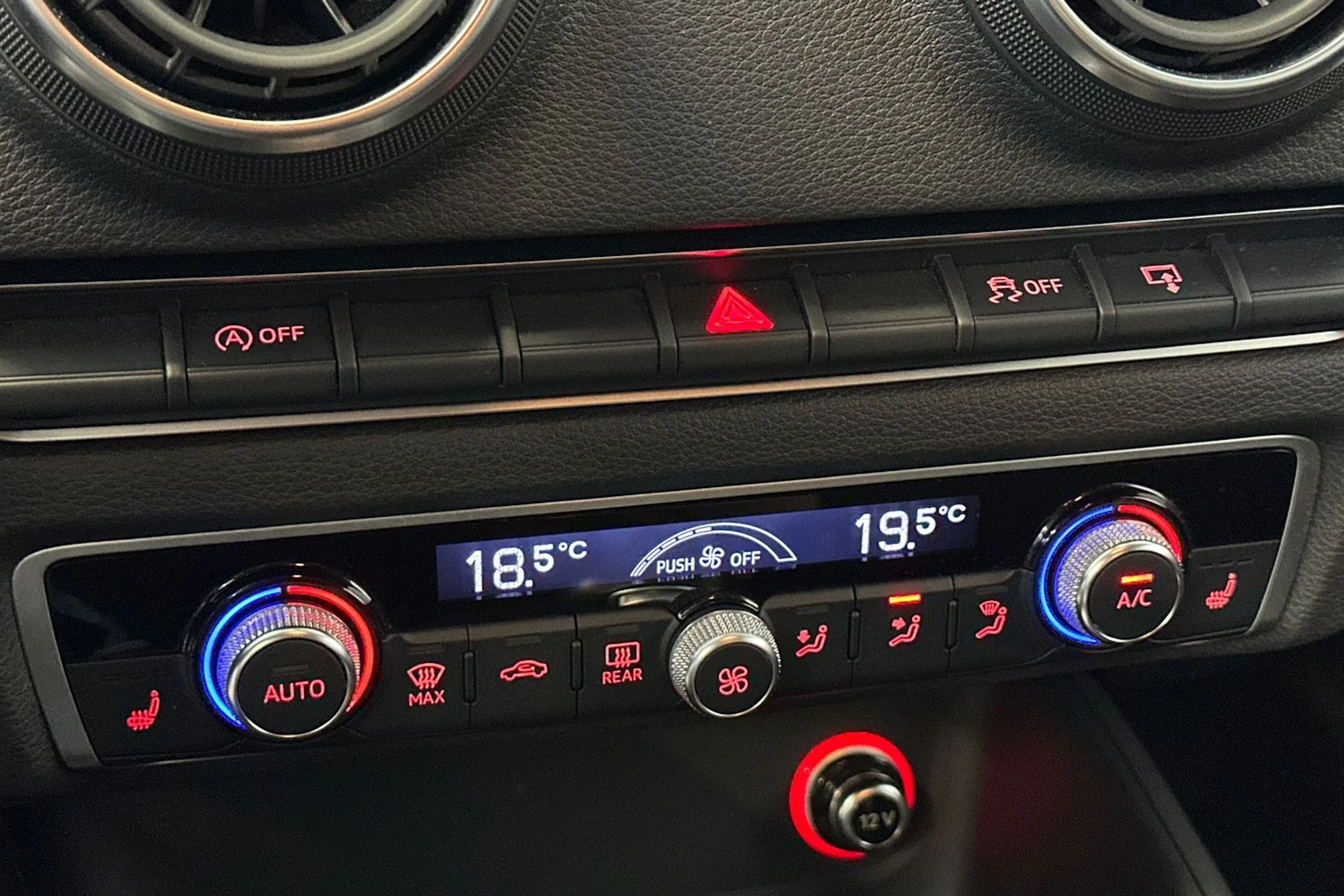 valkoinen Audi A3 2015 kuva 21.