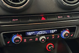 valkoinen Audi A3 2015 kuva 21.