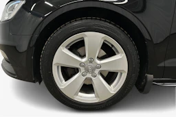 musta Audi A3 2016 kuva 9.