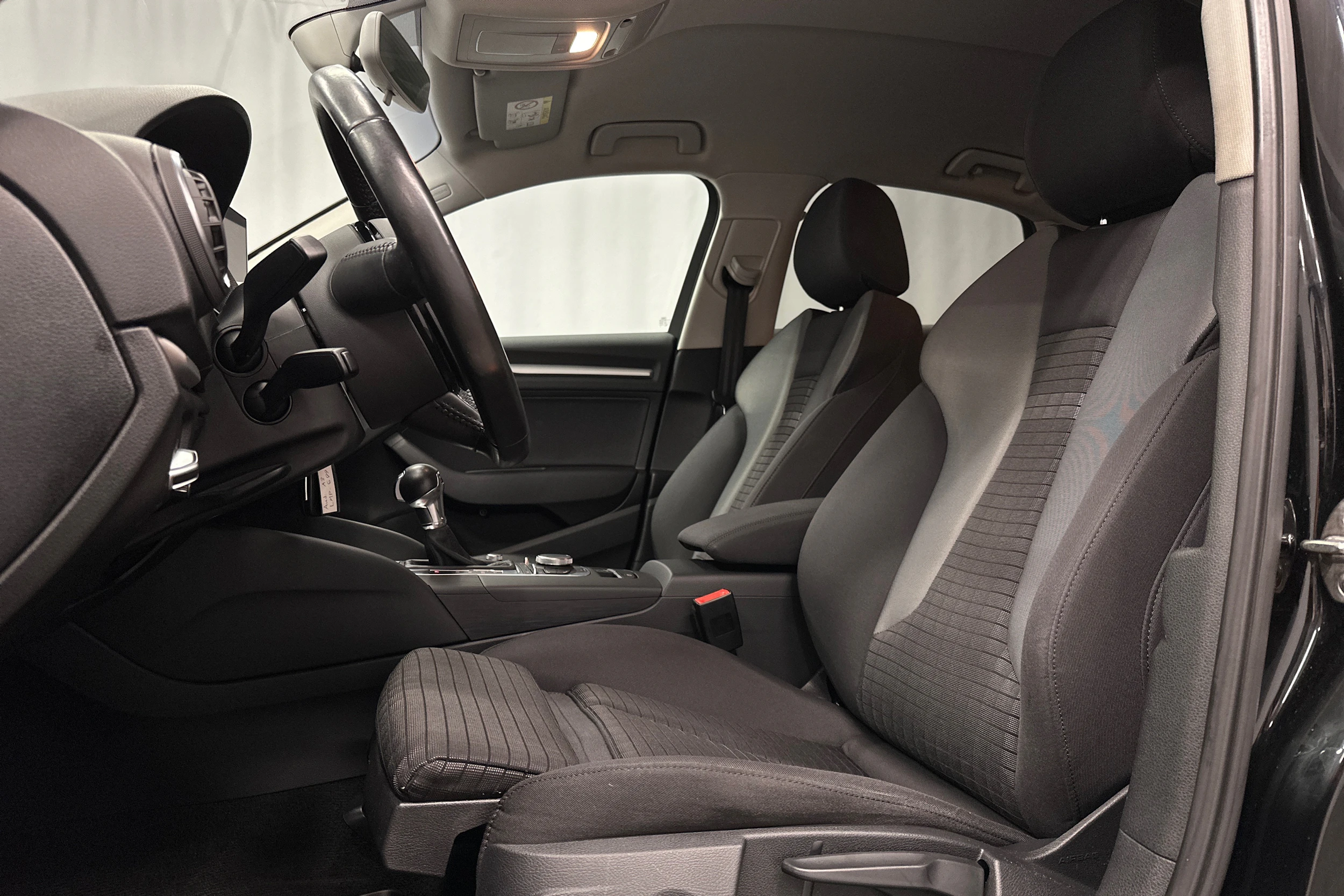 musta Audi A3 2016 kuva 12.